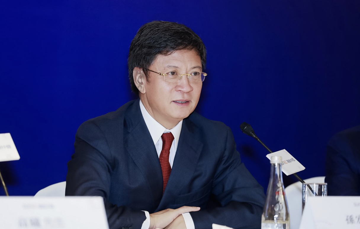 融创孙宏斌成功化解684亿境外债，地产行业迎来新转机