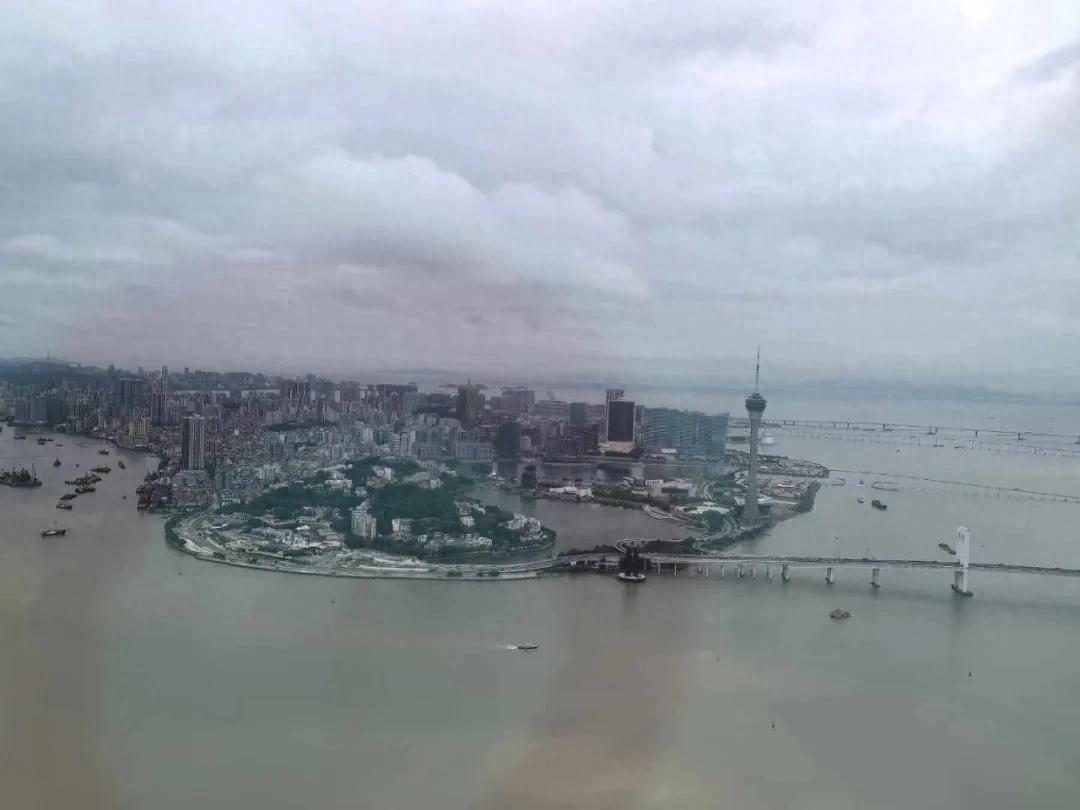 银行转型卖保险成风潮，银保融合背后的盈利压力与行业困境