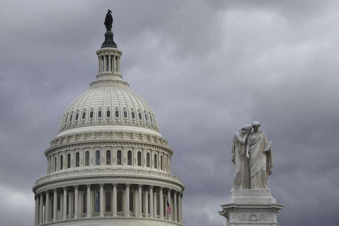 美参议院达成一致，结束史上最长政府停摆危机