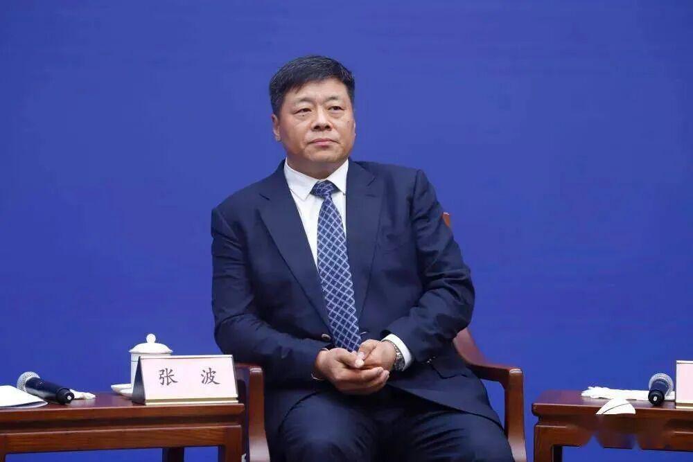 铝价飙升助力中国宏桥，张波家族荣登中国十大富豪榜