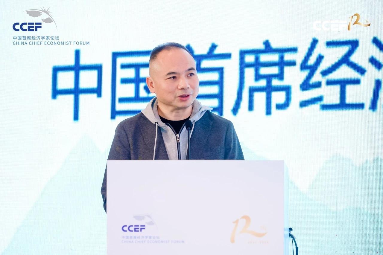 刘煜辉：从指数突破到通缩转场，2025预判全验证！