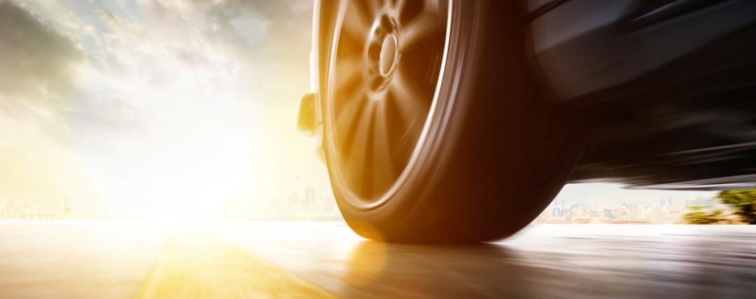 新规限制百公里加速：造车新势力面临安全与性能的双重考验