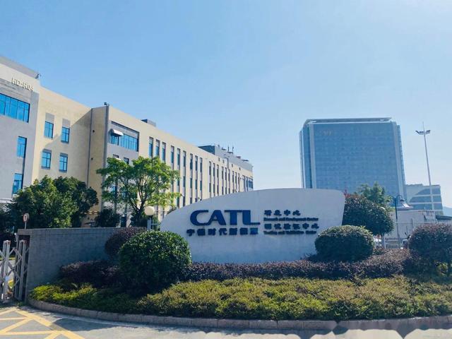 宁德时代二当家黄世霖拟套现170亿，股价受挫市值蒸发600亿