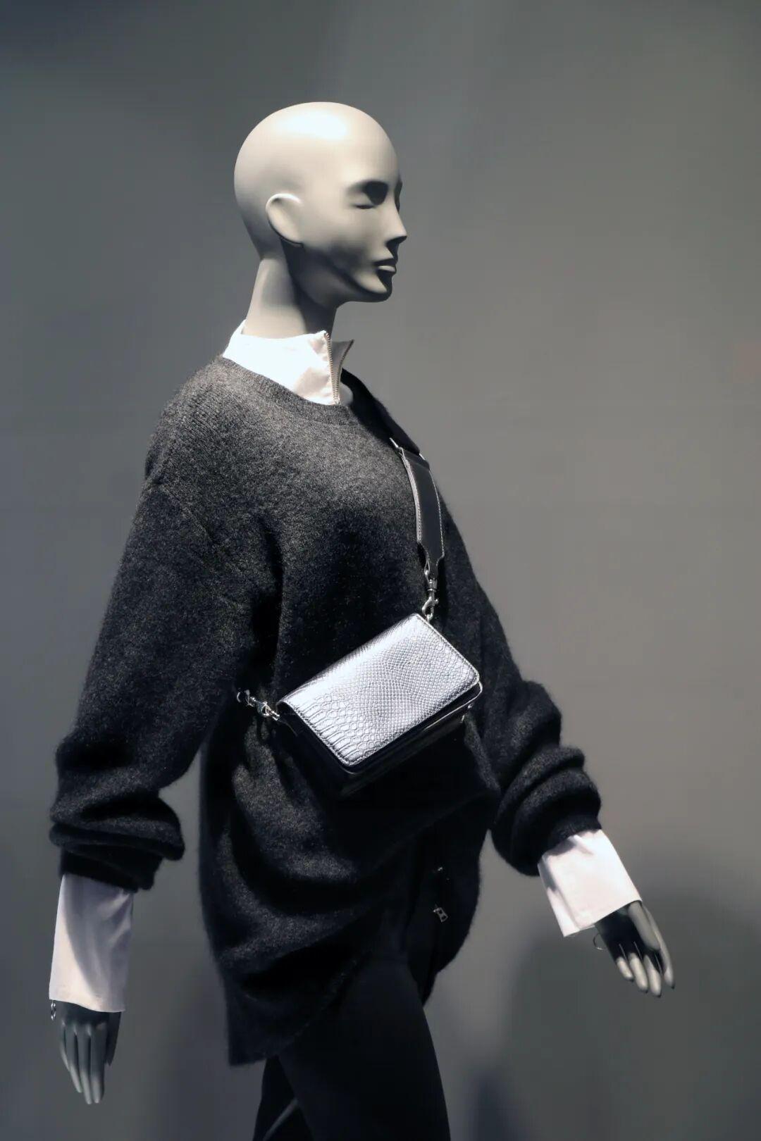 被MSCI“除名” 海澜之家的转型鏖战