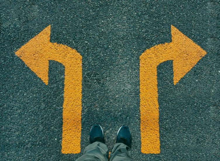 K型消费时代：市场走向由社会裂痕决定