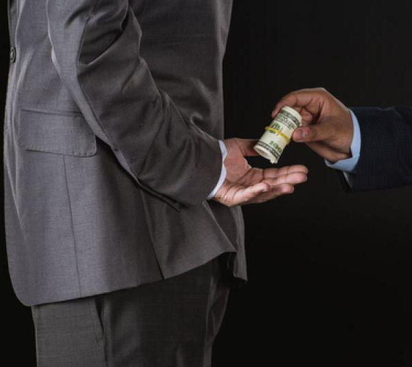 私募IT人员涉1.77亿天价罚单：非投研岗位成违规新风险点