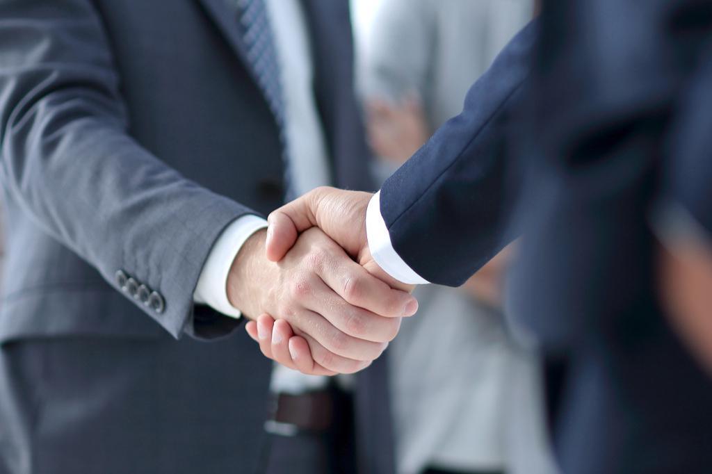 百亿级锂盐长单！盛新锂能(002240)锁定20万吨未来产能，锂价强势回升