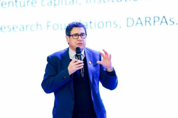 深度对话诺奖得主菲利普·阿吉翁：创新驱动增长的中国启示