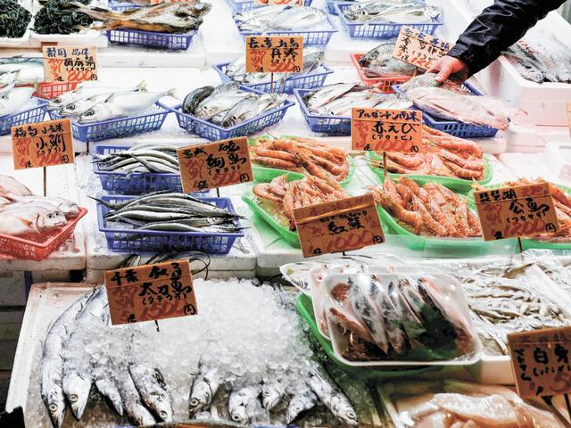中方暂停进口日本水产品，学者批高市早苗牺牲国民利益