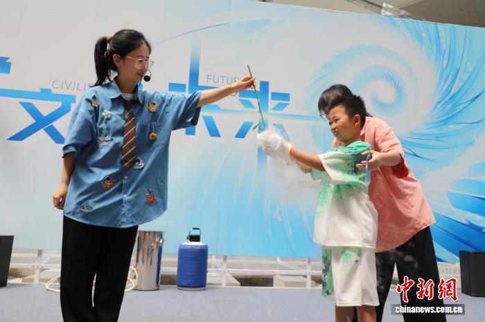 中国科技馆‘广场大舞台’活动《气派大冒险》剧照