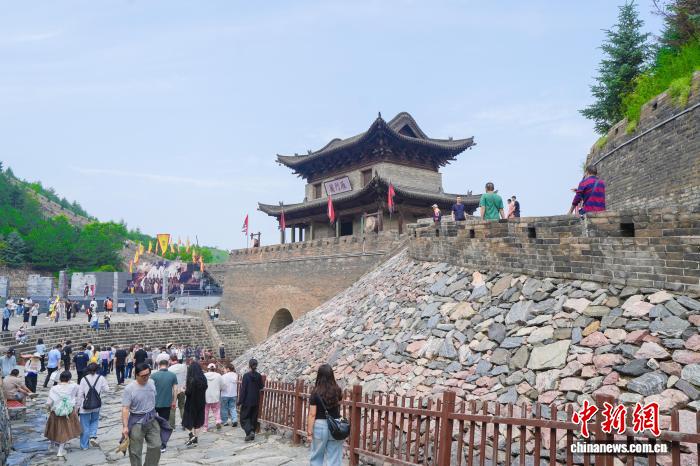 雁门关景区游客