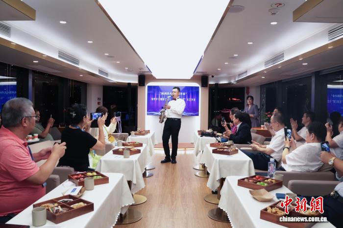 海外华媒宁德行：体验“零碳文旅” 共赏文艺沙龙