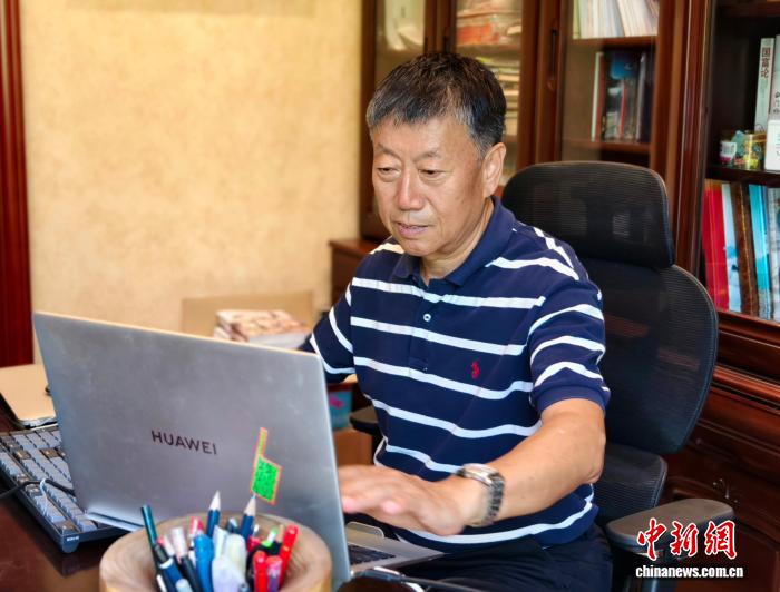 （砥砺奋进七十载 天山南北谱华章）新疆高效节水走在全国前列