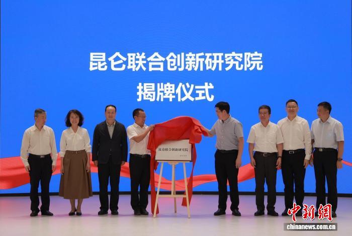 教育部组团式对口支援新疆工业学院：推动南疆高等教育高质量发展