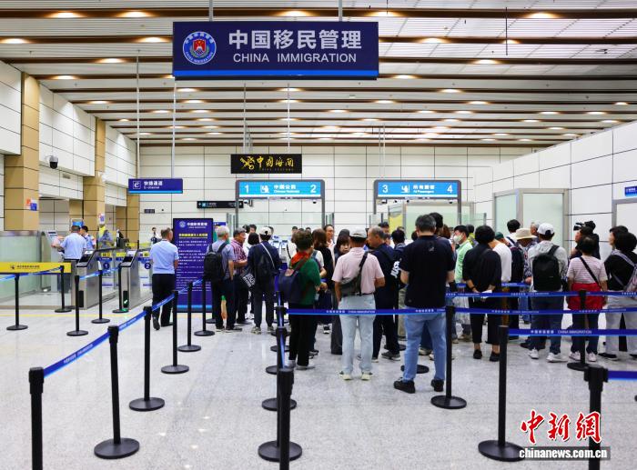 福建武夷山至韩国首尔国际航线正式开通，中韩交流再添新通道