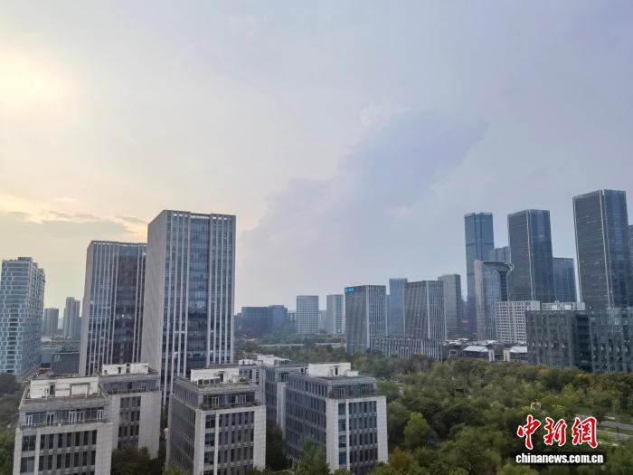 杭州高温天气实景