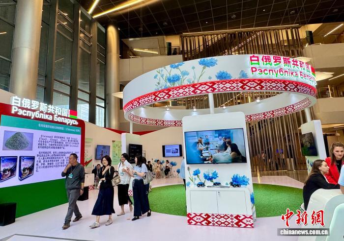 2024-2025中白科技创新年成果丰硕 签署7项新合作协议