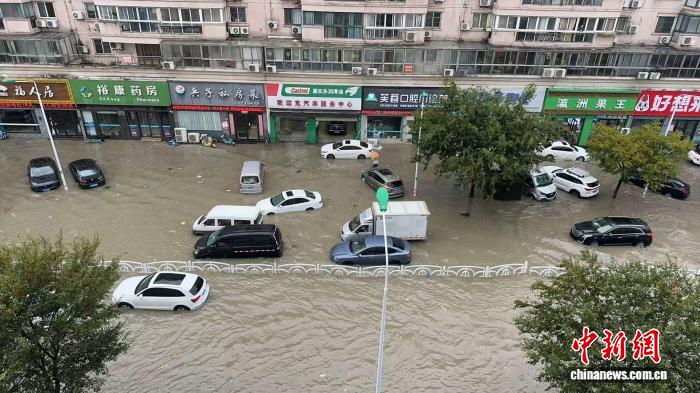 盐城市区道路积水严重