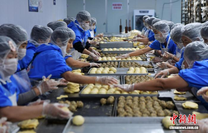 黄庄月饼：传统手艺邂逅新世代，酥香传递中秋温情