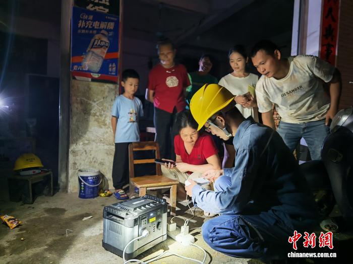 广西台风后电力保障
