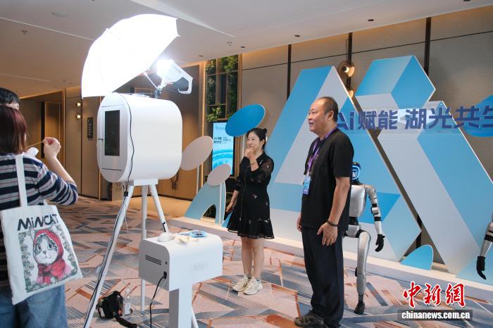 AI赋能文旅新篇章 2025湖州滨湖度假大会引领科技旅游潮流