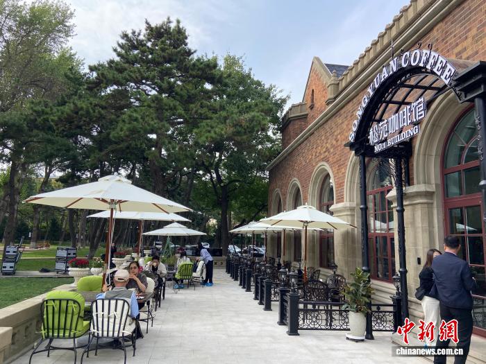 长春百年古堡咖啡馆：历史建筑活化与城市记忆新载体