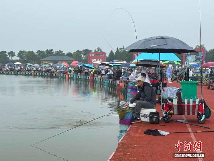 第十六届泗洪国际大圆塘百万钓鱼大赛 800余名钓手洪泽湖畔竞逐