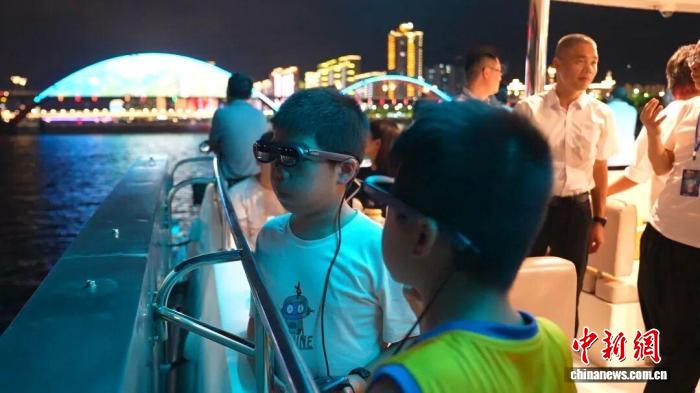 浙江‘双节’文旅新体验：前沿科技赋能沉浸式旅游