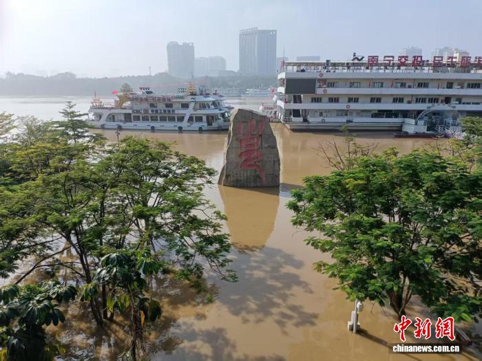 邕江水位复涨 南宁全力应对郁江2025年第2号洪水