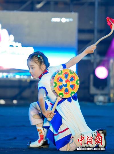 第三届塔耶梅朵热巴精灵大赛圆满落幕 获奖者将亮相湖南卫视春晚