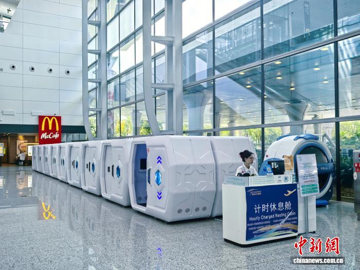 国庆中秋双节广州白云机场迎195万旅客出行高峰