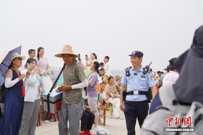 顾建良执行安保任务