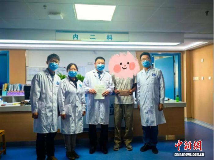 彝语手写感谢信背后的故事：浙川医疗团队携手救治重症患者