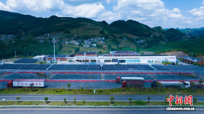 贵州旱莲花服务区入选全国高速公路零碳试点项目