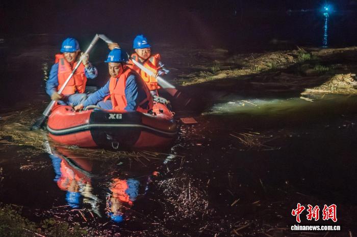 广西电网多措并举助力百色灾后电力重建