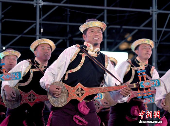 “西藏味道”文化旅游季：娘热艺术团专场演出圆满收官