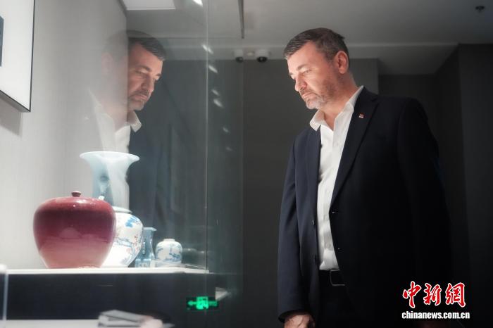 全球市长齐聚景德镇：探寻千年瓷都的文化魅力与未来合作