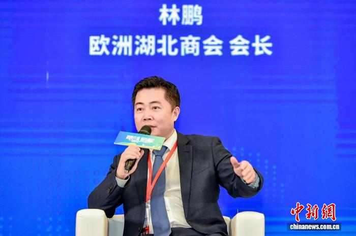 海外楚商林鹏：架起湖北与欧洲经济文化交流新桥梁