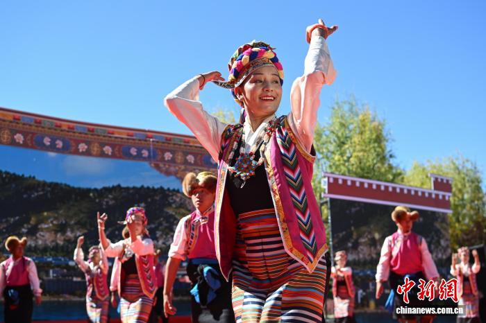 西藏尼玛县当惹雍错景区推介会暨摄影展拉萨盛大启幕