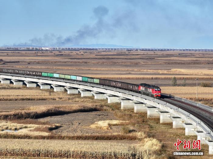 同江铁路口岸年进口量突破510万吨 创历史同期新高