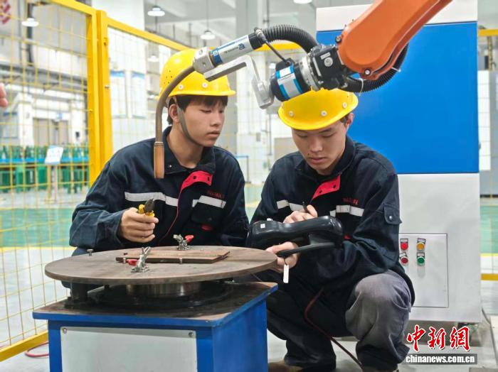 产教融合“破题”人才瓶颈 山东职教赋能区域经济提质增效