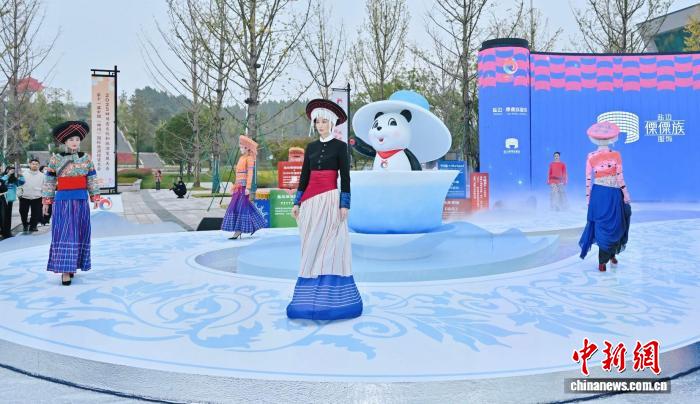 锦绣天府·安逸四川文旅展：科技赋能巴蜀文化新体验