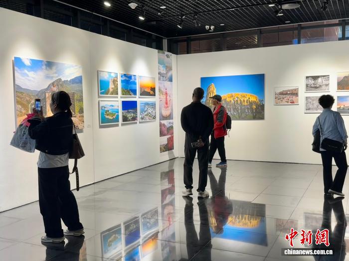 浙江丽水国际友城摄影展：影像架起跨海友谊之桥
