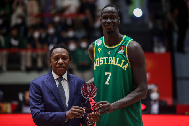 天赋异禀却难立足NBA，24岁索恩-梅克为何被联盟淘汰？