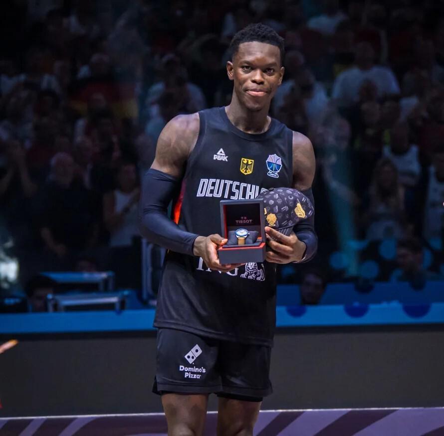 双冠王+MVP施罗德：NBA赛场表现深度解析