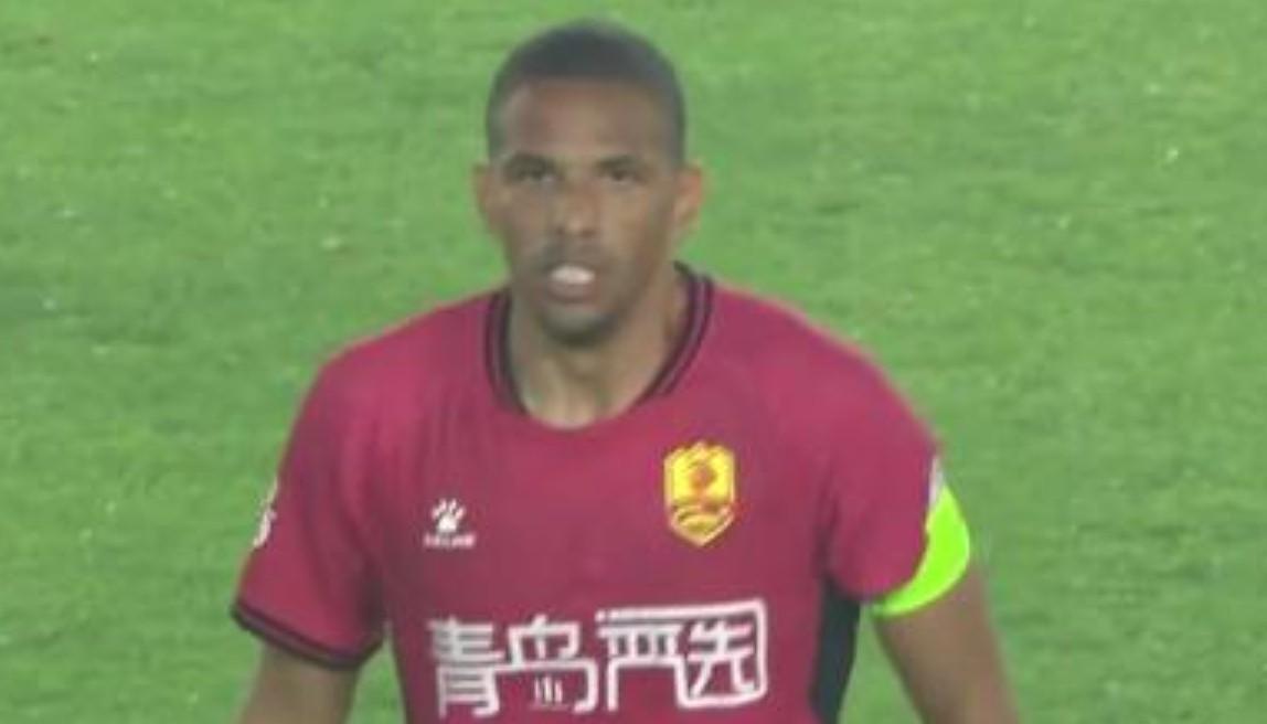 青岛红狮外援小里瓦尔多伤情确认：脚趾骨两处骨裂无缘出战