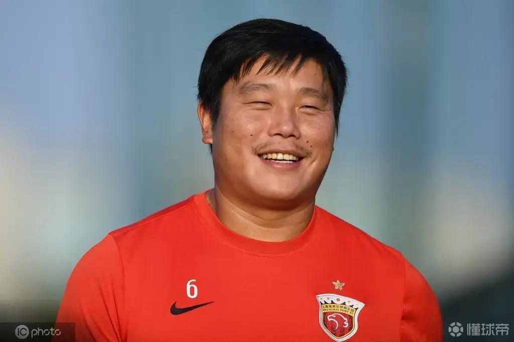 蔡慧康谈球员与教练差异：耐心传递现代足球理念