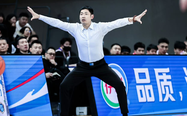 重磅！NBA后卫西伯恩加盟北控，携手廖三宁冲击CBA前四