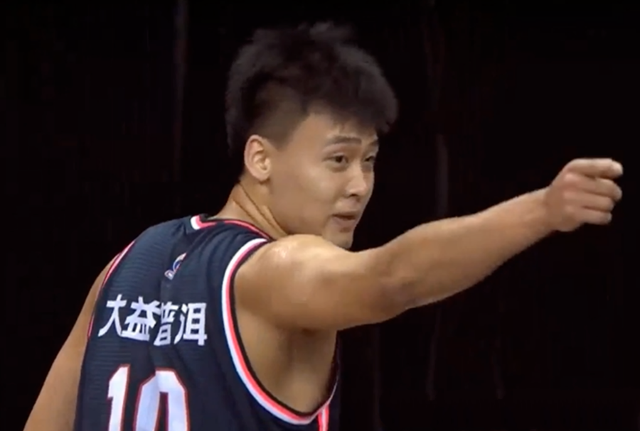 赵睿谈广东训话年轻球员：对事不对人引球迷争议