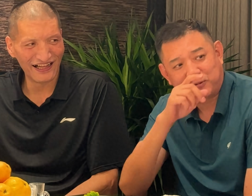 巴特尔巩晓彬山东聚会：把酒言欢显深厚情谊